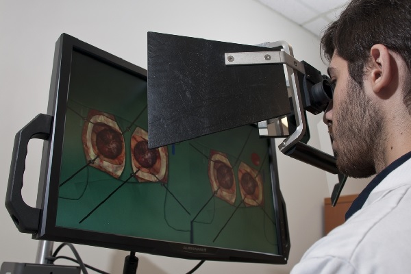 Simulador de realidade virtual para cirurgia oftalmológica - Civiam